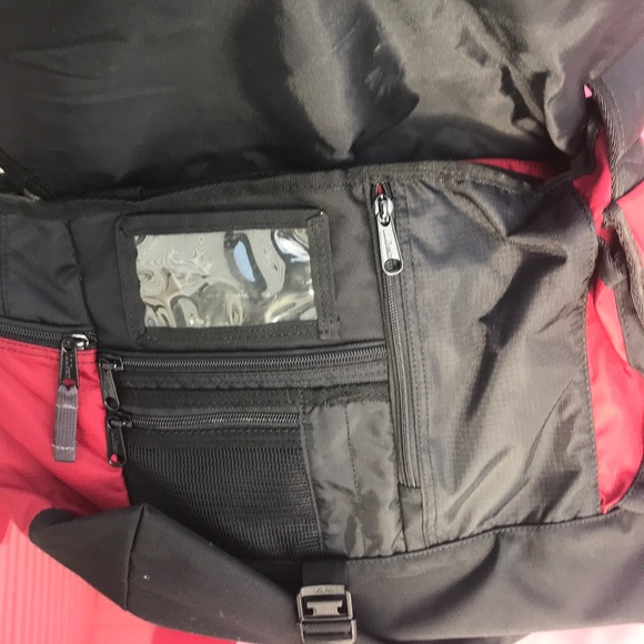 LL Bean cross body bag in excellent condition - Picture 7 of 8